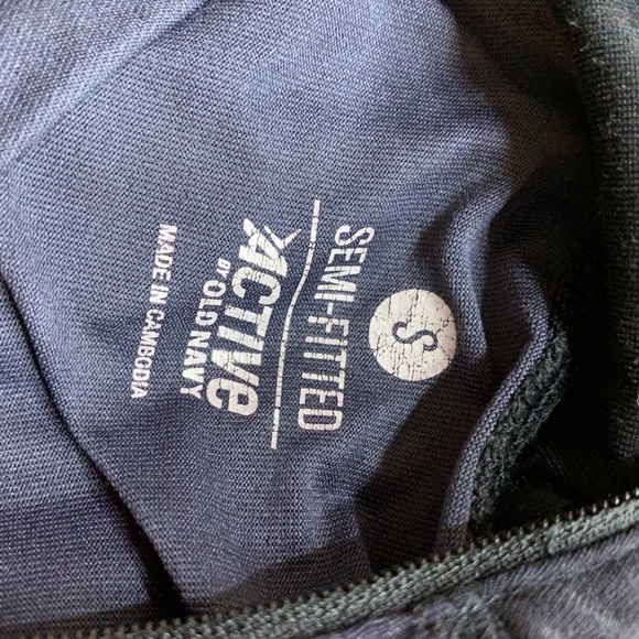 Old Navy Quarter-Zip Shirt - Picture 3 of 3
